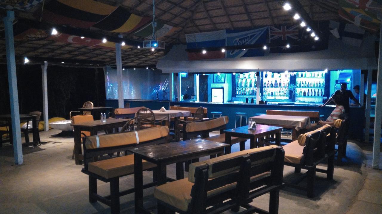 מוריג'ים Rock Water Resort מראה חיצוני תמונה